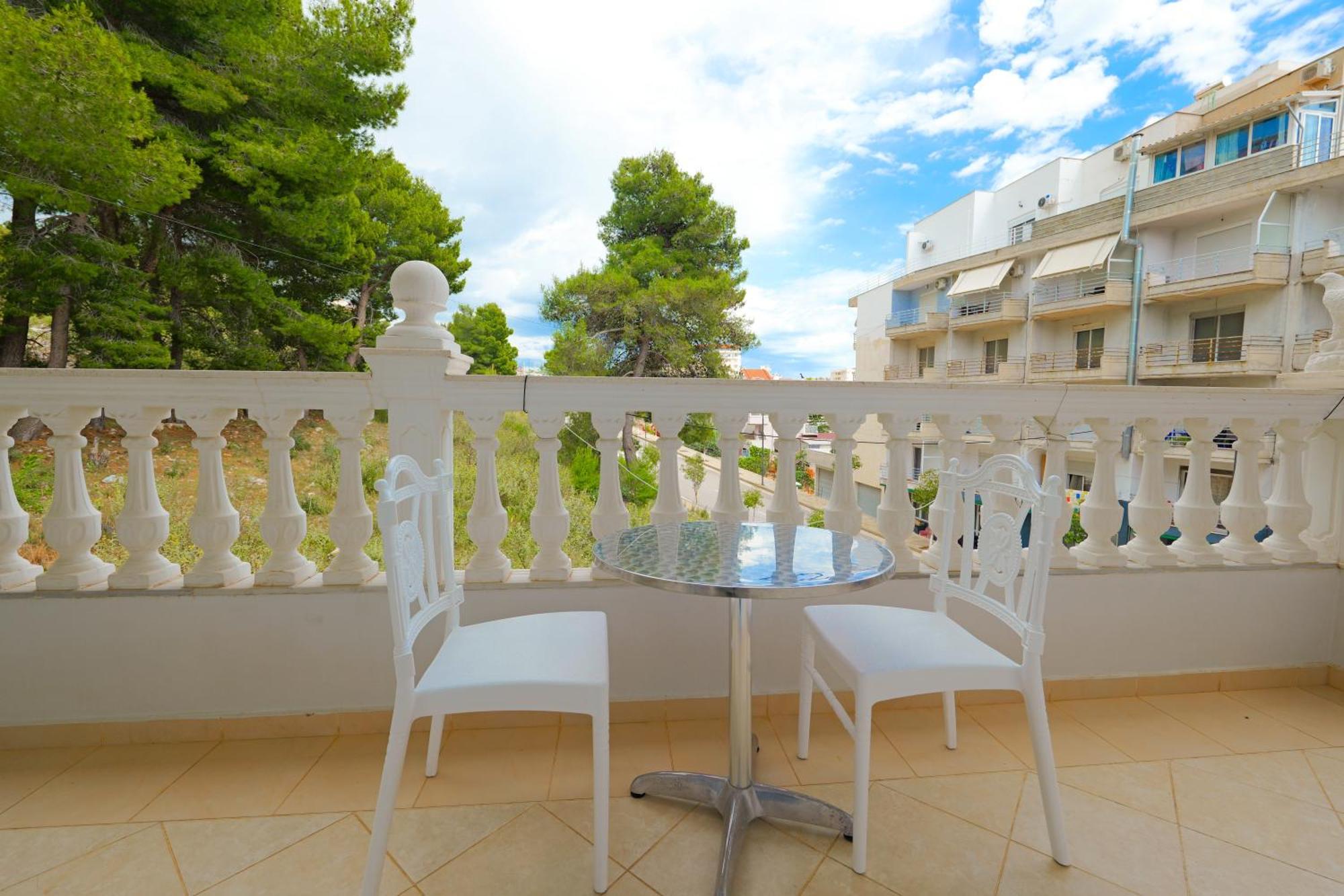 Vila Marina Apartments Sarande Exterior photo
